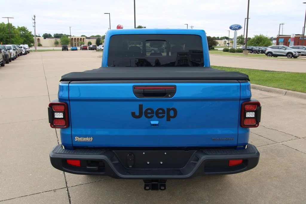 New 2026 Hydro Blue Pearlcoat Jeep Sahara image 14