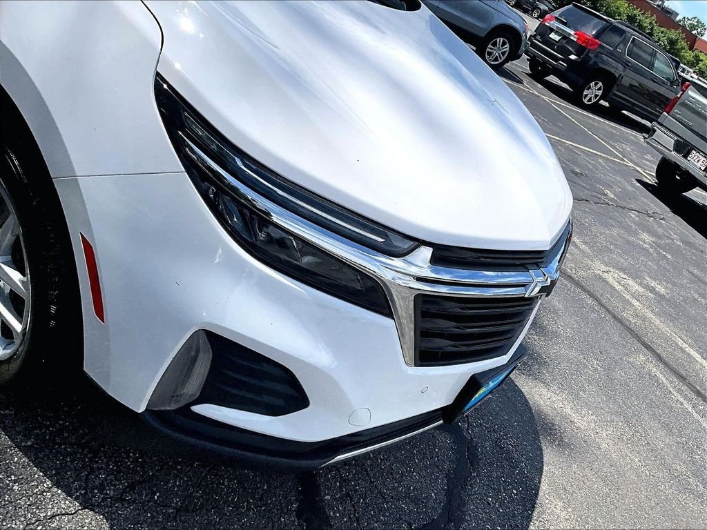 Used 2024 White Chevrolet LT image 30