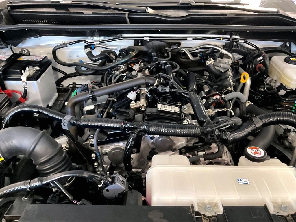 Used 2025 White Toyota SR5 image 29