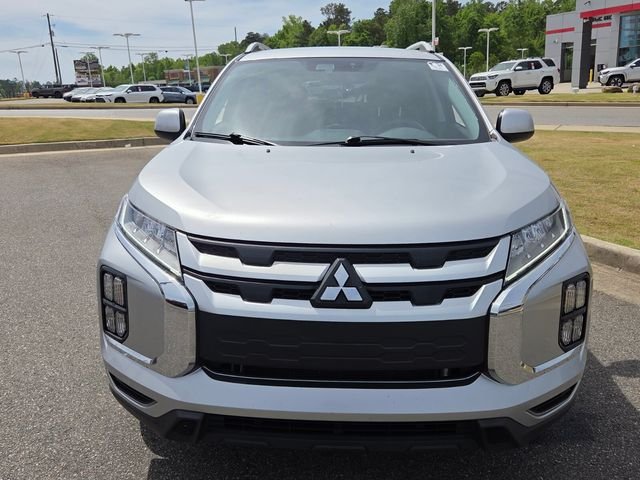 Used 2021  Mitsubishi 2.0 ES image 2