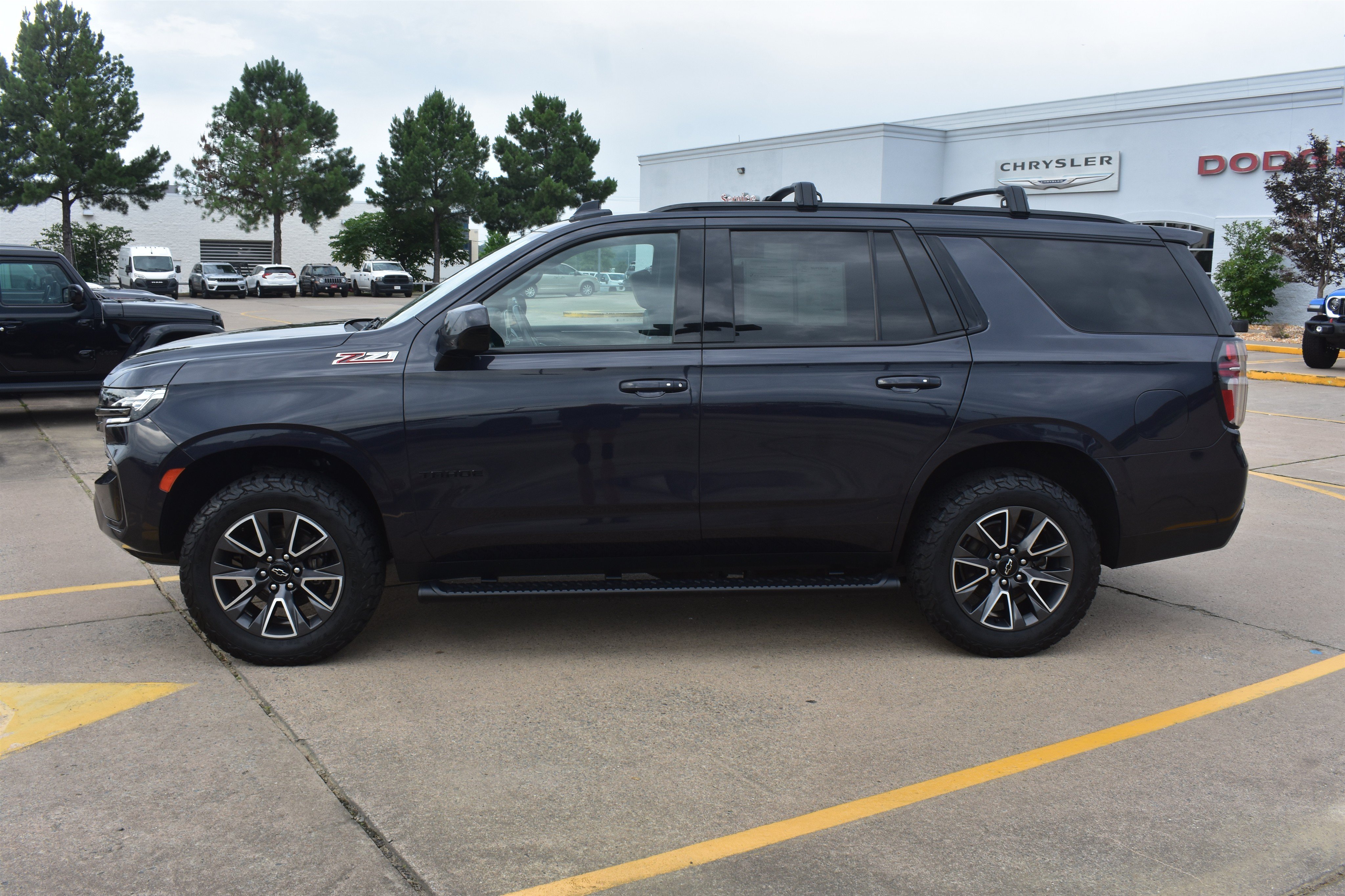 Used 2022 Dark Ash Metallic Chevrolet Z71 image 8