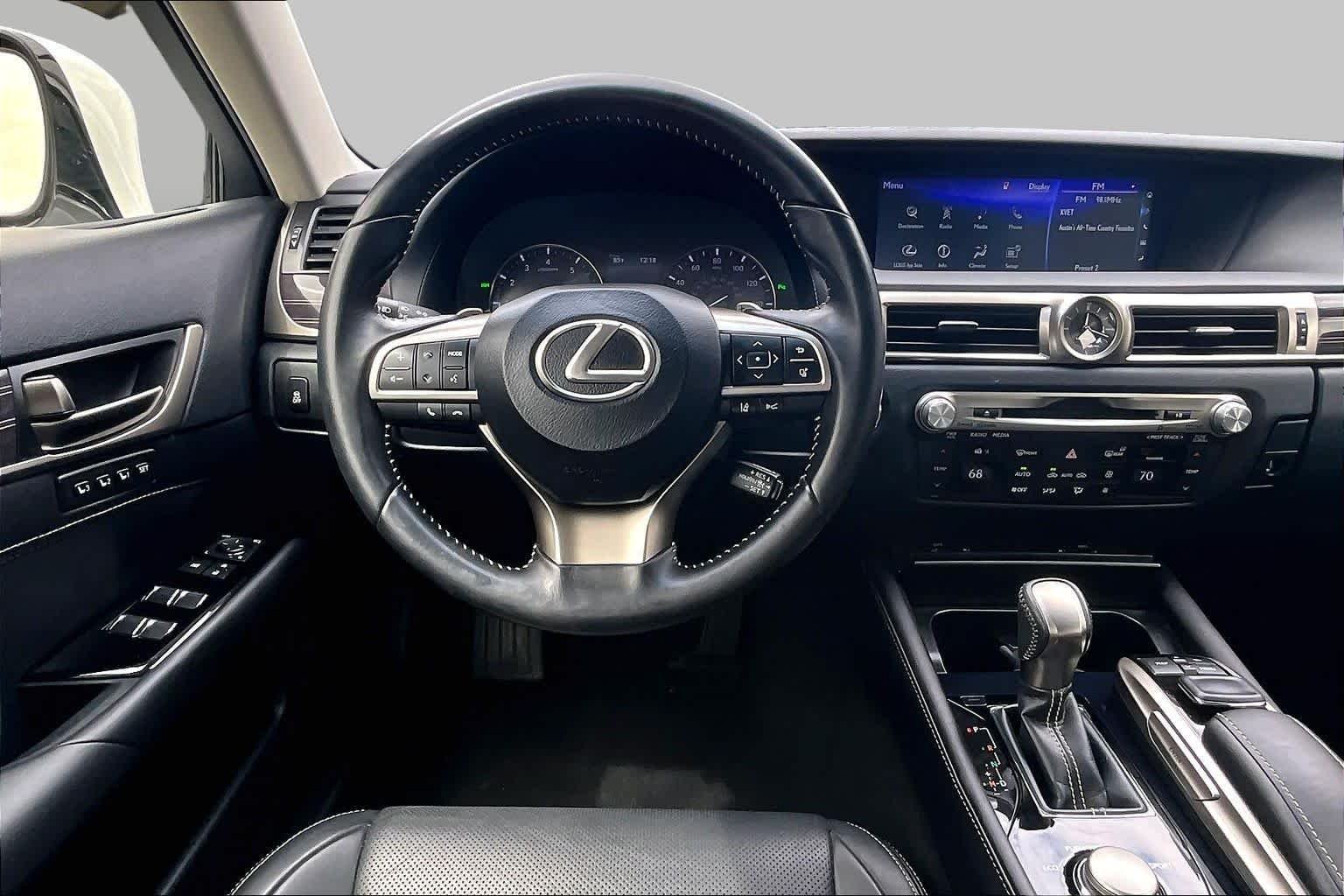 Used 2019 Eminent White Pearl Lexus  image 6