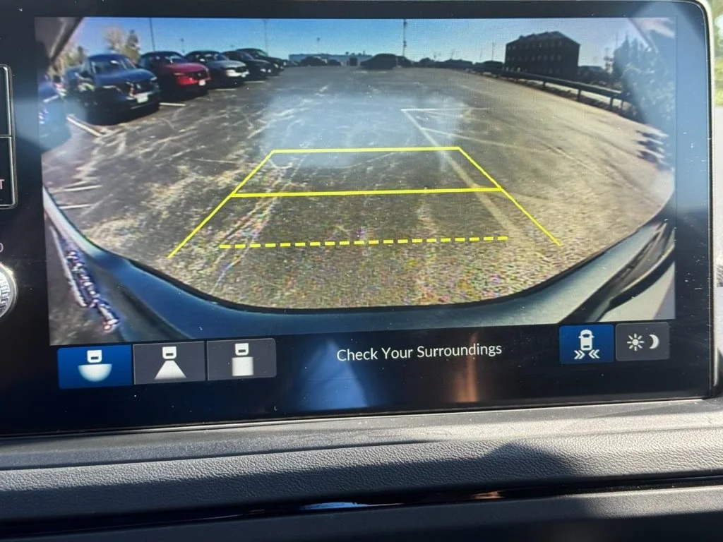 Certified Used 2026  Honda SE image 23