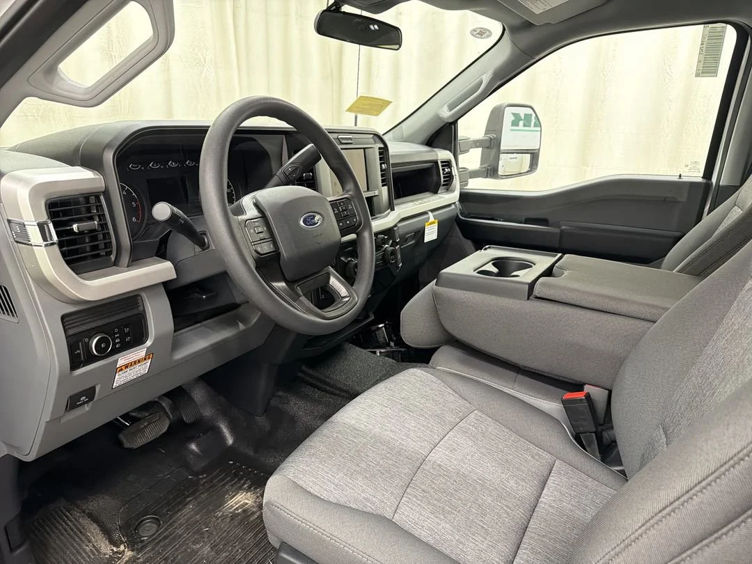New 2026 Oxford White Ford F-350® XL image 13