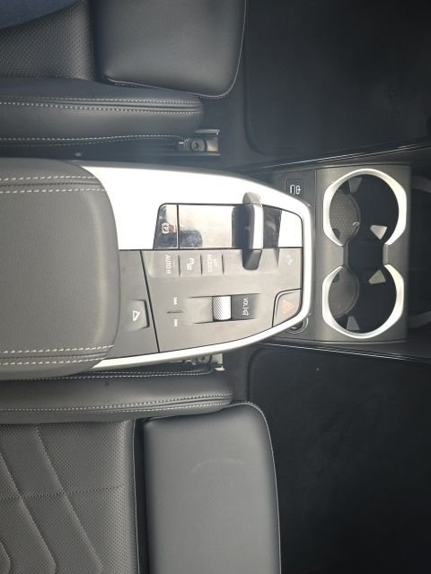 Used 2025 Green BMW xDrive28i image 18