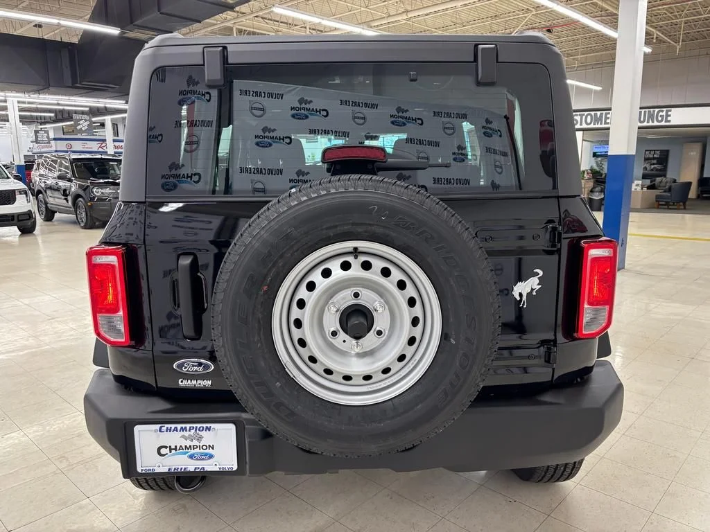 New 2025 Shadow Black Ford Base image 7