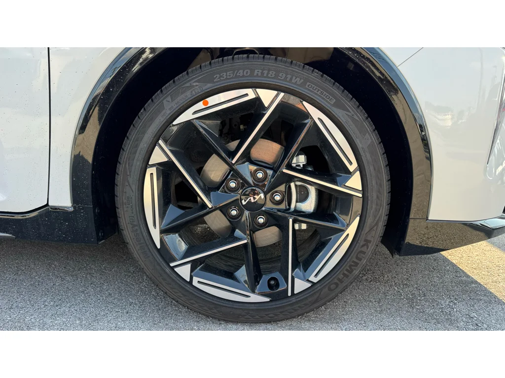 New 2026 Whi Kia GT-Line image 31