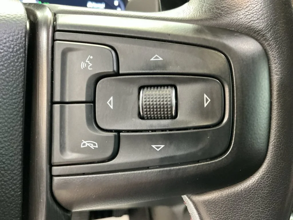 Used 2023 Titanium Rush Metallic GMC AT4X image 20