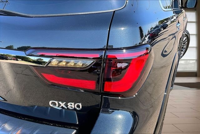 Used 2024 Black INFINITI Sensory image 31