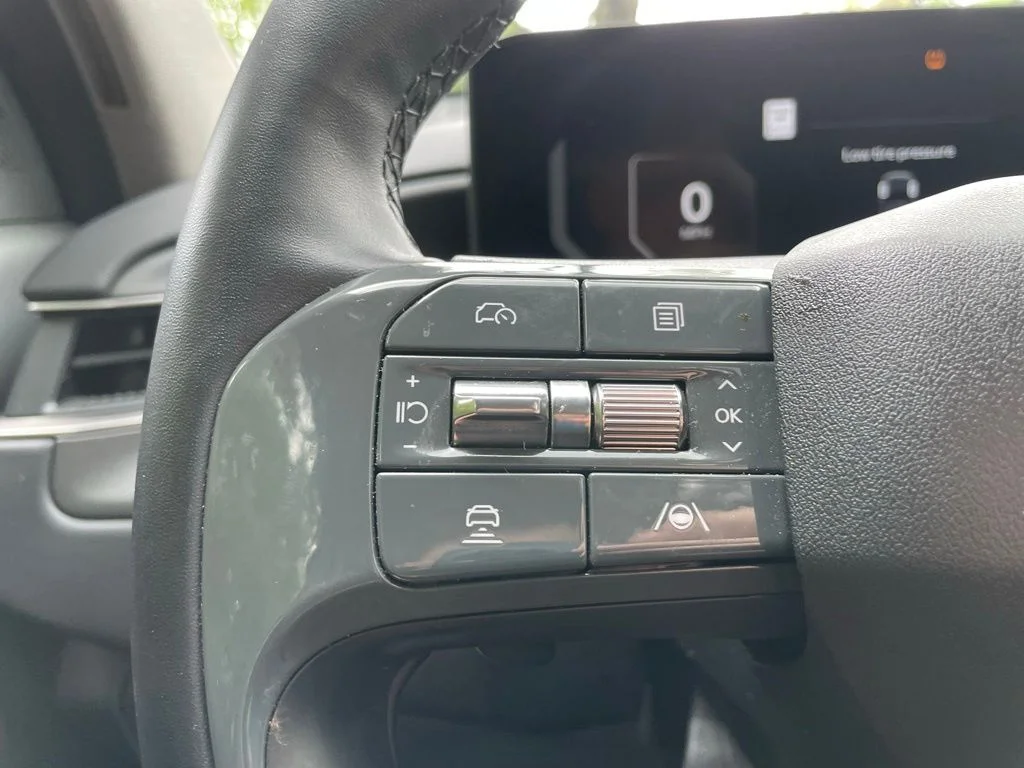 Certified Used 2024 Iceberg Green Kia Wind image 12