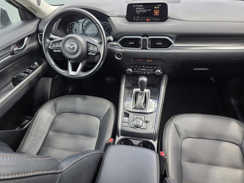 Used 2019 Snowflake White Pearl Mica Mazda Grand Touring image 33