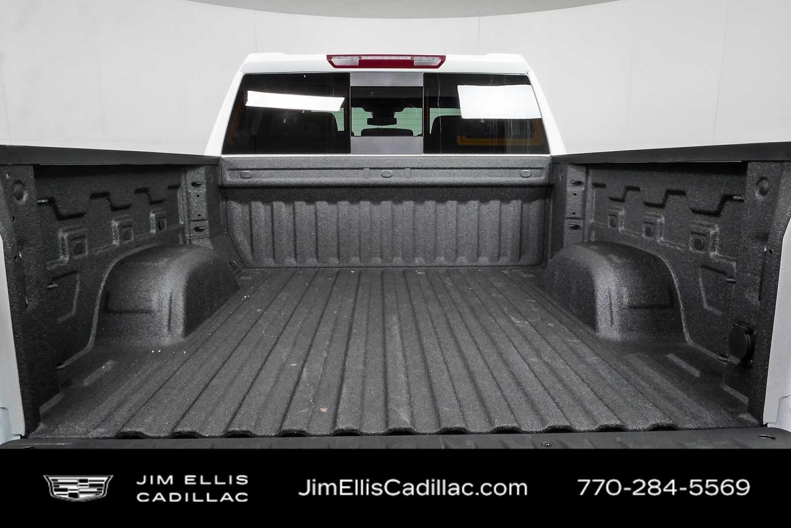 Used 2026 Summit White GMC Elevation image 30