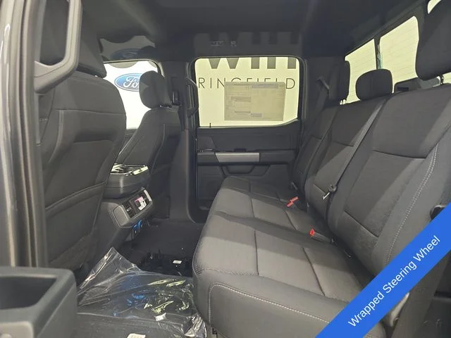 New 2026 Carbonized Gray Metallic Ford XLT image 20