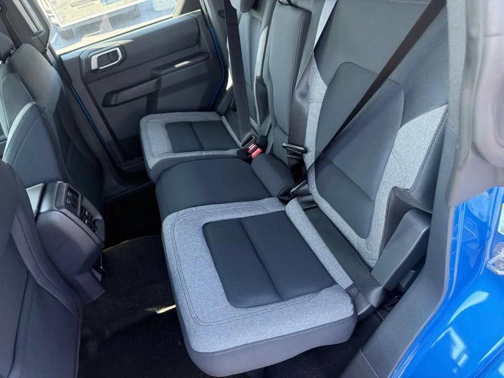 New 2026 Velocity Blue Metallic Ford Base image 29