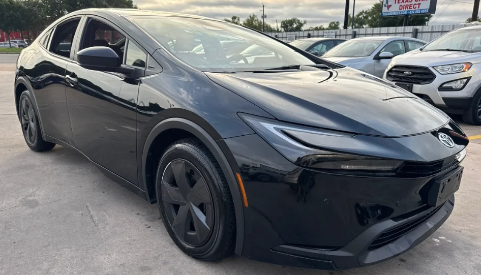 2025 Toyota Prius