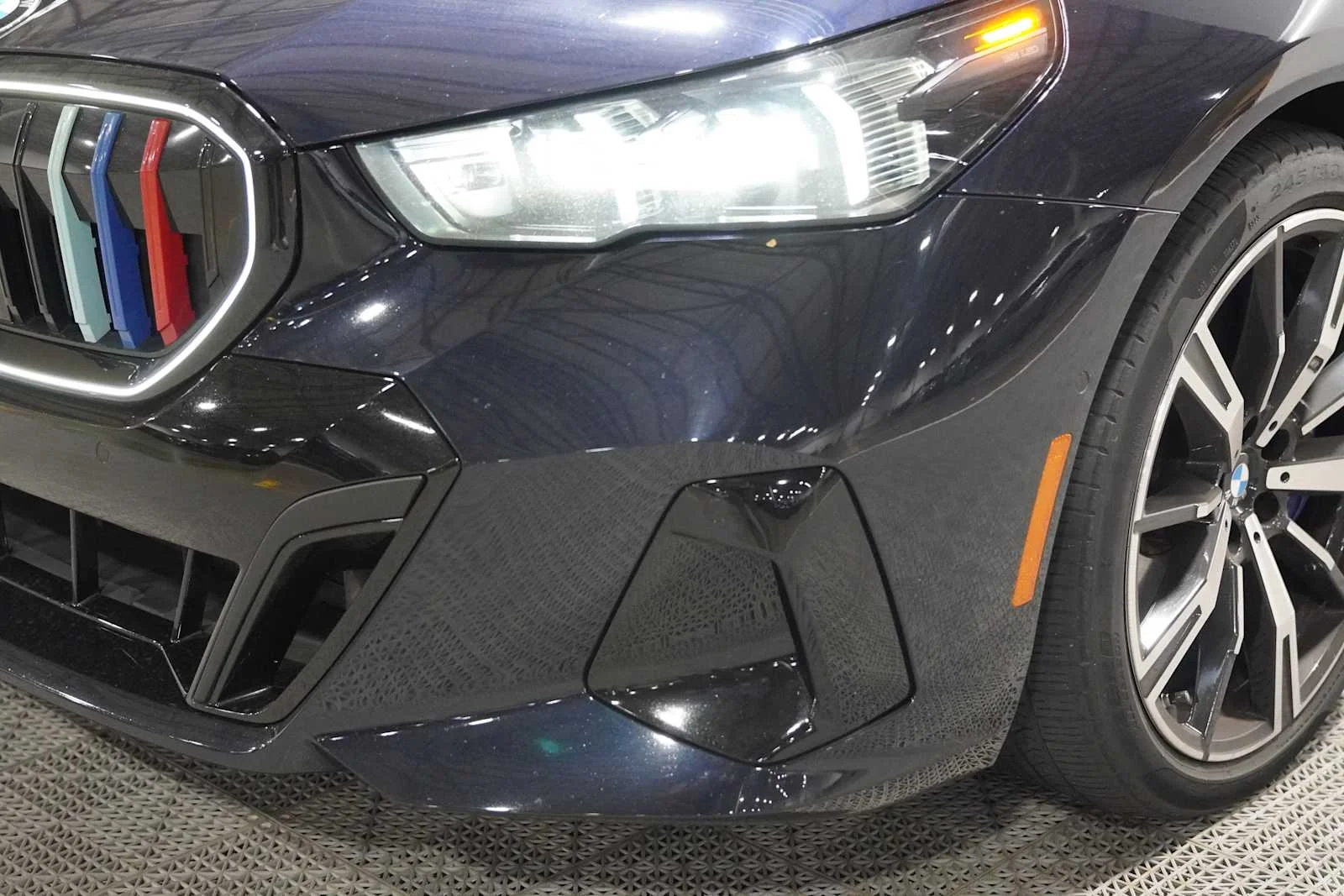 Certified Used 2024 Carbon Black Metallic BMW 540i xDrive image 7
