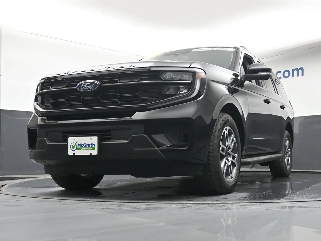 Used 2025 Black Ford Active image 7