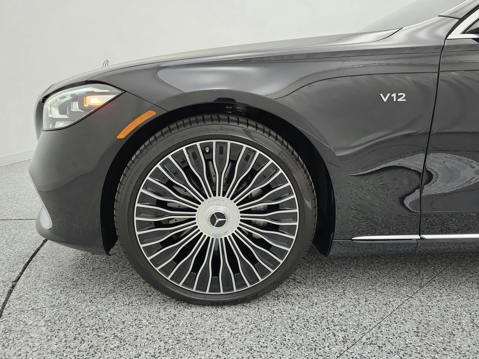 Certified Used 2023 Obsidian Black Mercedes-Benz Maybach S 680 4MATIC® Sedan image 18