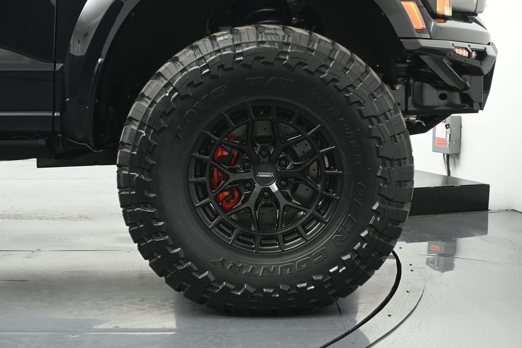 New 2026 Agate Black Metallic Ford Raptor image 27