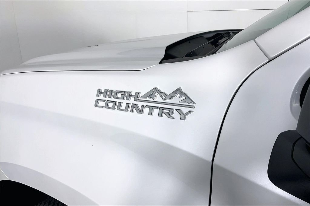 Used 2024 Beige Chevrolet High Country image 20