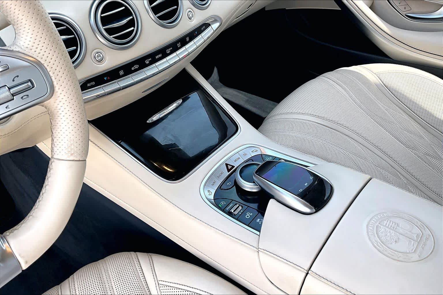 Used 2018 Diamond Silver Metallic Mercedes-Benz AMG® S 63 image 17