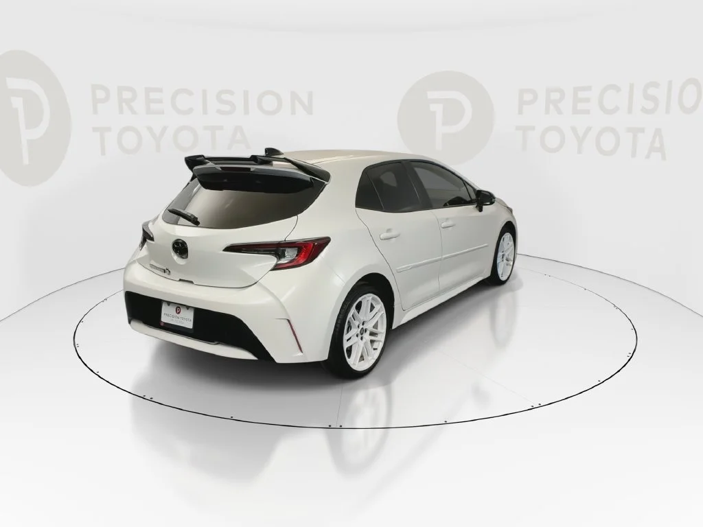 Used 2026 Ice Cap Toyota SE image 20