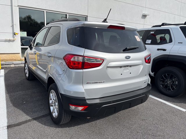 Used 2020 Moondust Silver Metallic Ford SE image 3