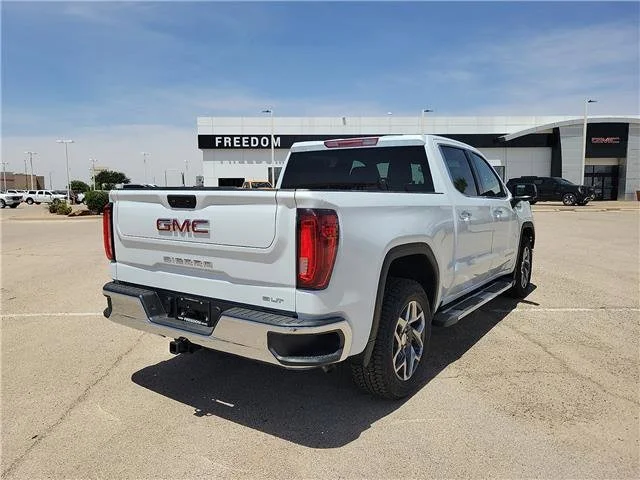 Used 2026 Glacier White Tricoat GMC SLT image 5