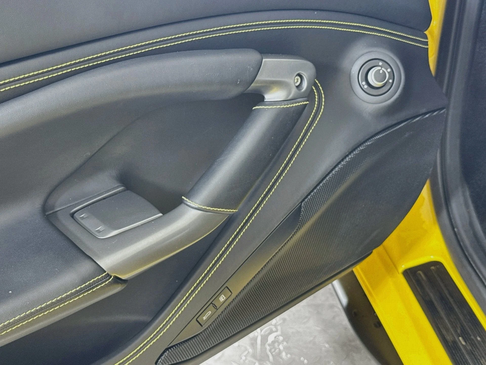 Certified Used 2022 Giallo Modena Ferrari Base image 16
