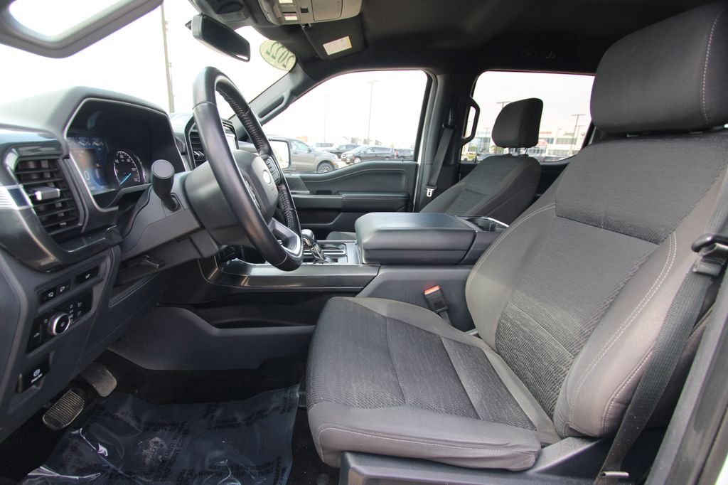 Used 2022  Ford XLT image 6
