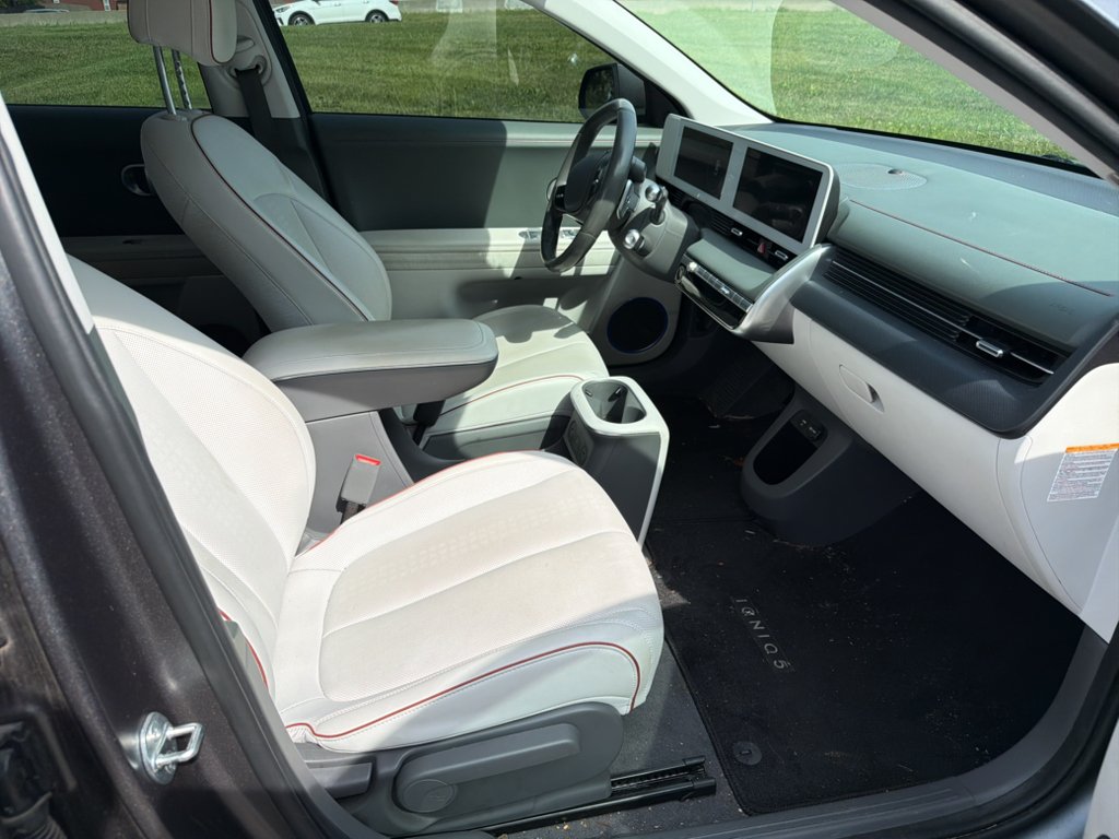 Used 2023 Shooting Star (Matte Gray) Hyundai SEL image 8