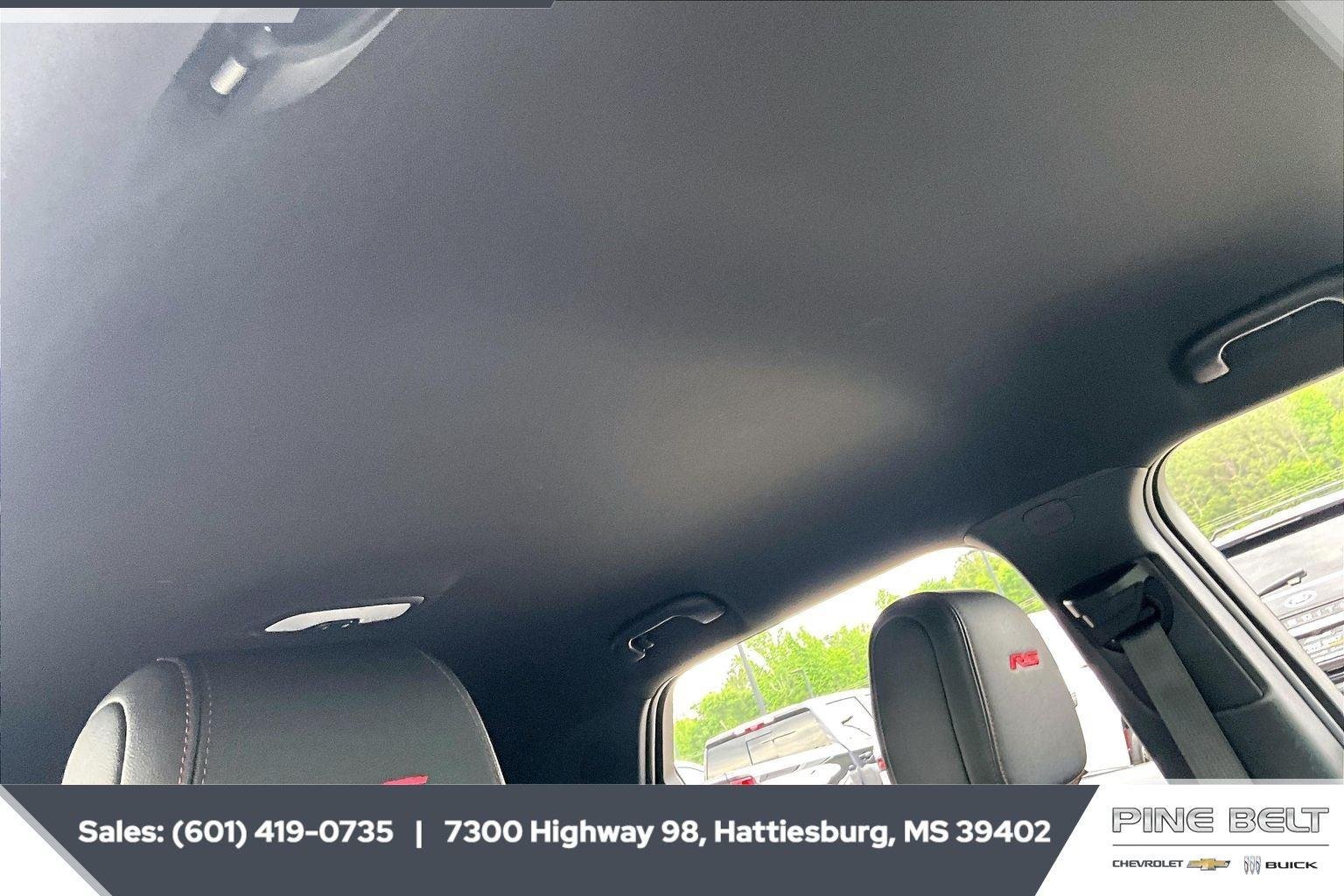 Used 2025 Mosaic Black Metallic Chevrolet RS image 18
