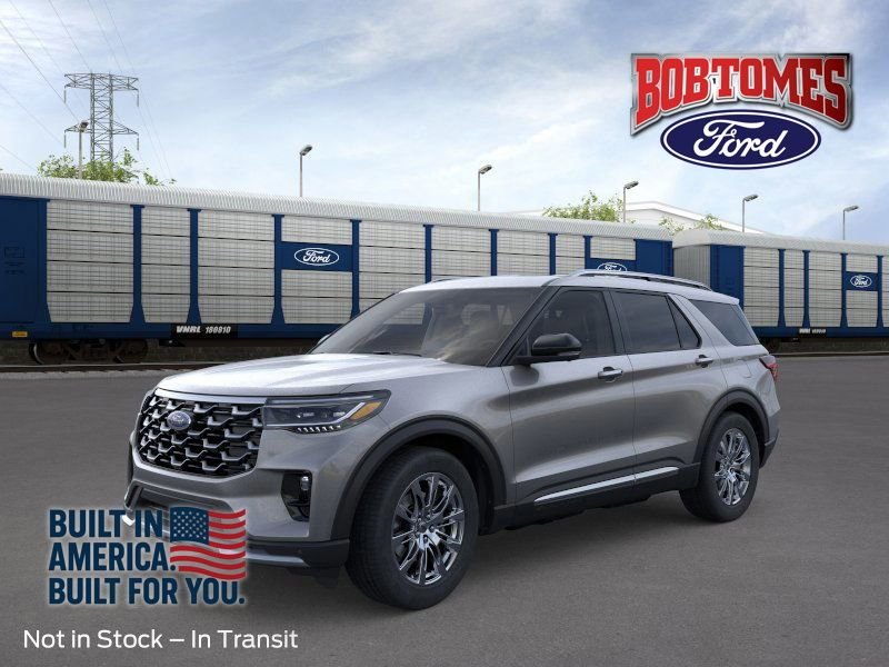 2026 Ford Explorer Platinum's photo