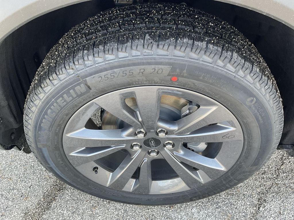 2026 Ford Explorer Active - Photo 10