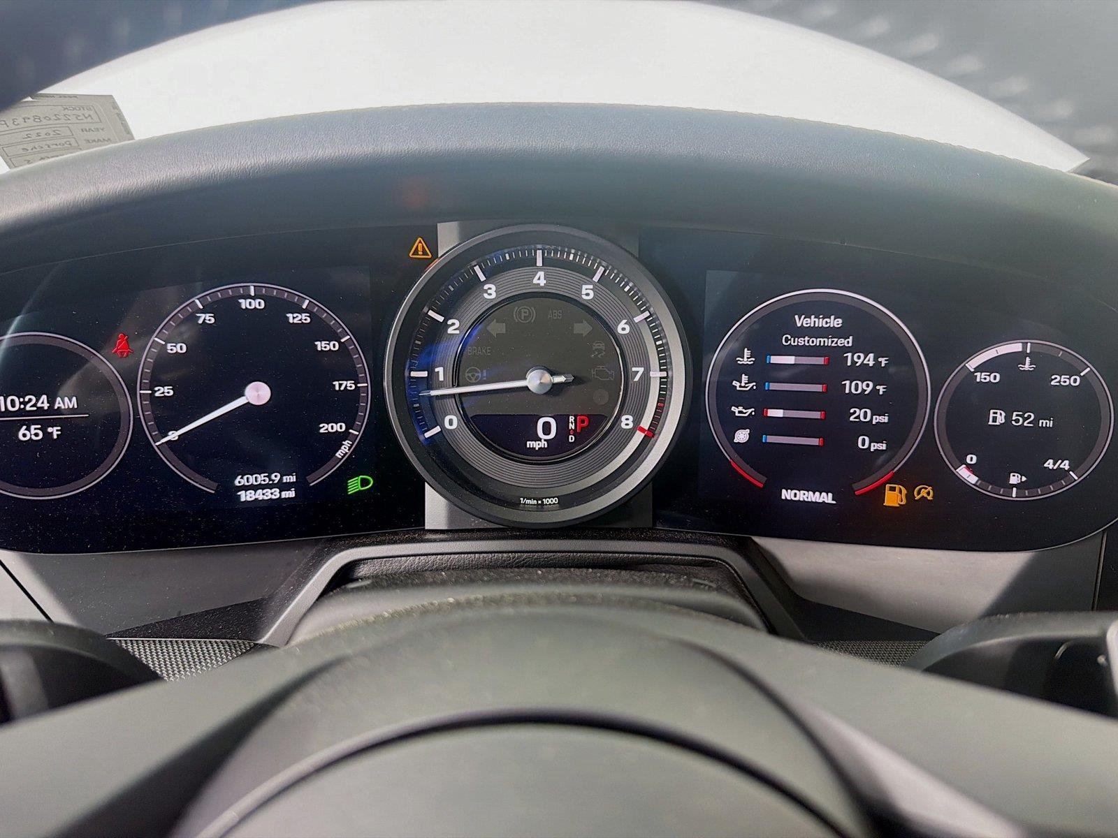 Used 2022 Chalk Porsche Carrera S image 15