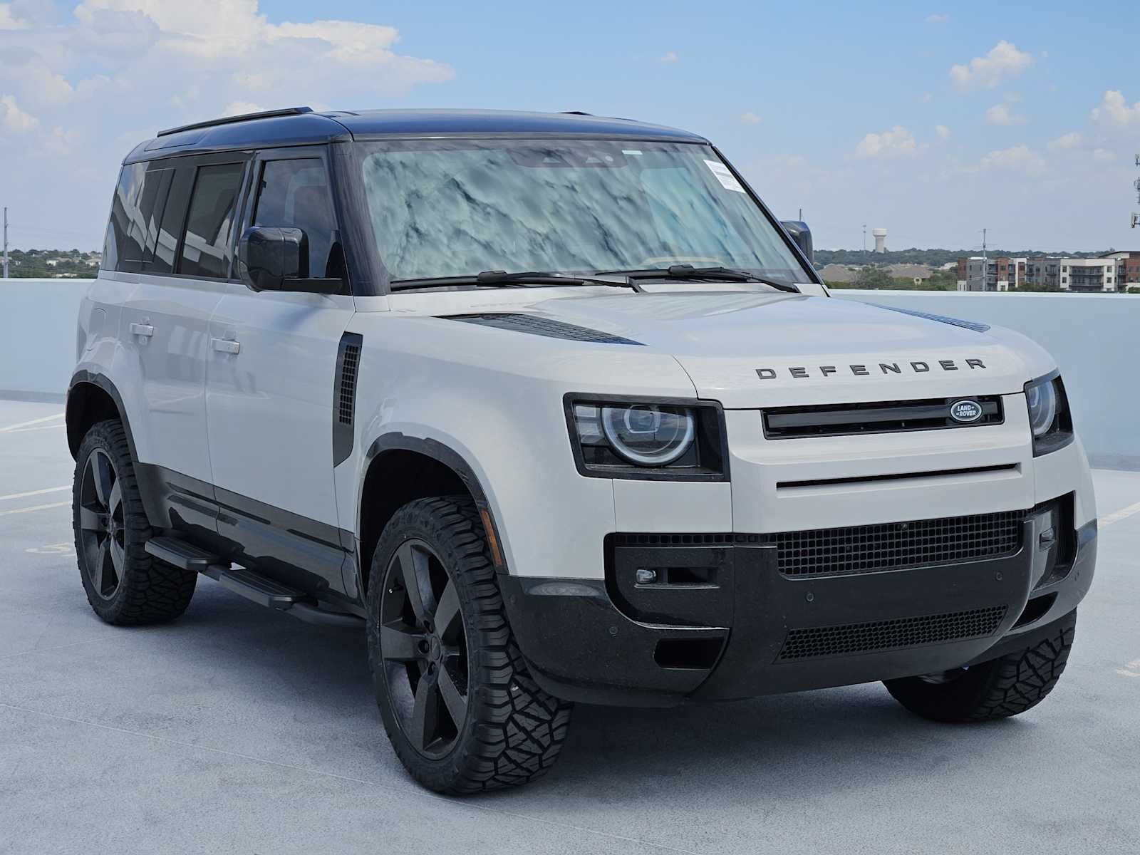 New 2026 Borasco Grey LAND ROVER X-Dynamic SE image 3