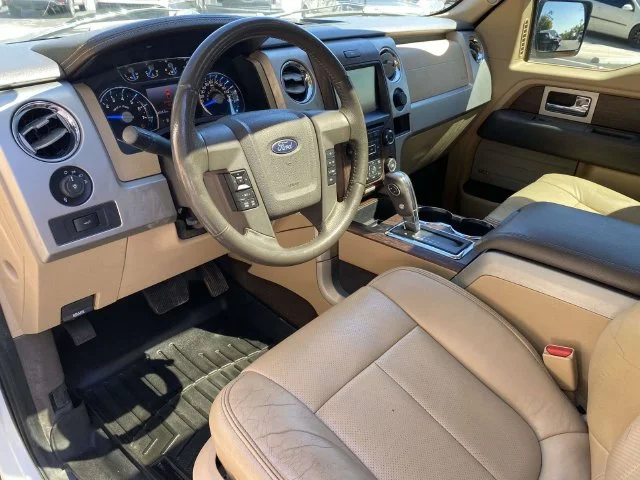 Used 2013 White Ford Lariat image 15