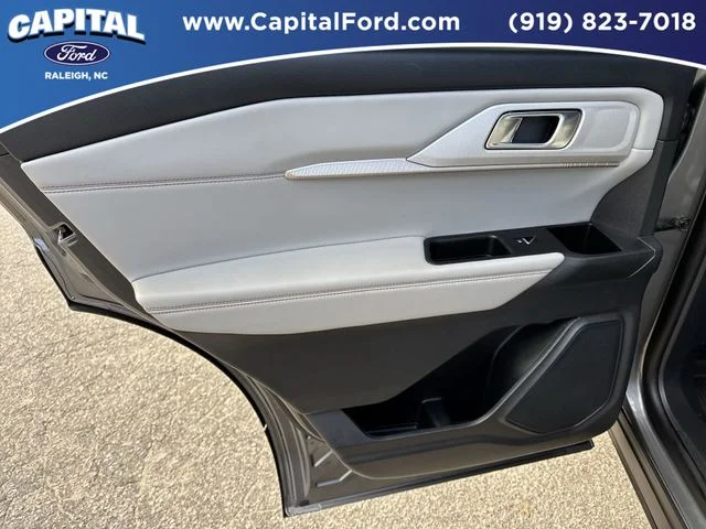 Used 2025 Gray Ford Active image 17