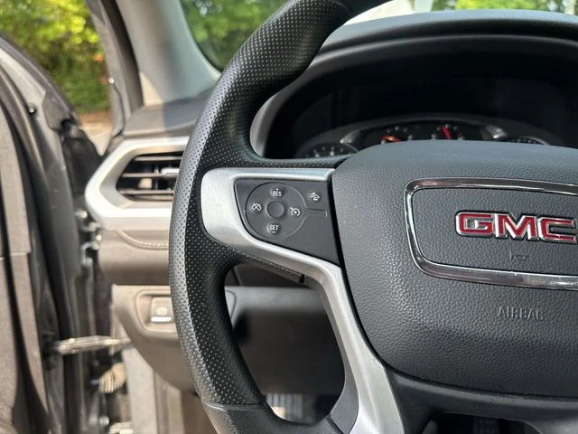 Used 2023 Silver GMC SLE image 17