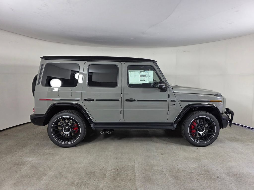 New 2027 MANUFAKTUR Arabian Grey Non- Metallic Mercedes-Benz AMG® G 63 SUV image 20
