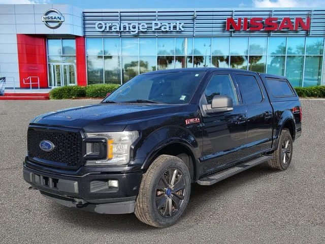 Used 2018 Black Ford XLT image 4