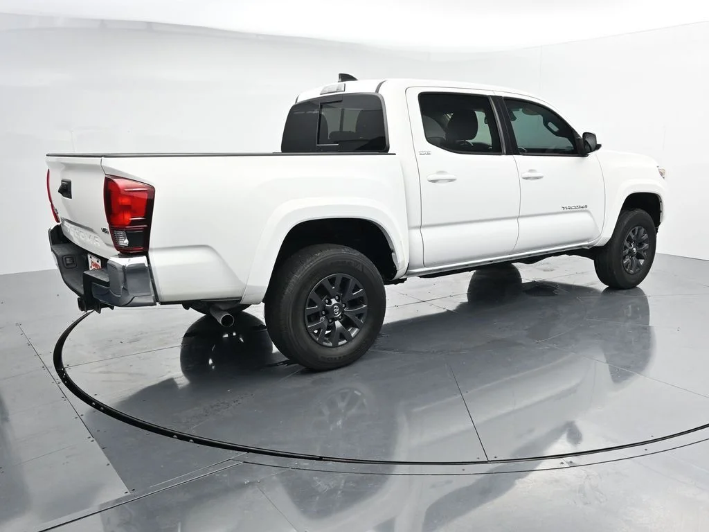 Used 2023 White Toyota SR5 image 7