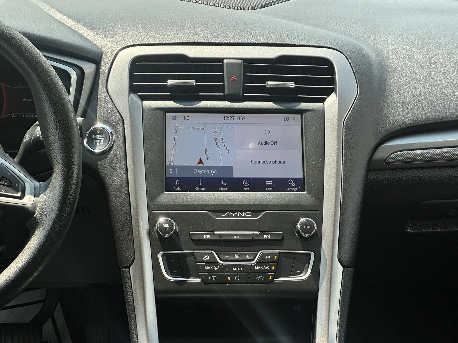 Used 2020 BLUE Ford SE image 13