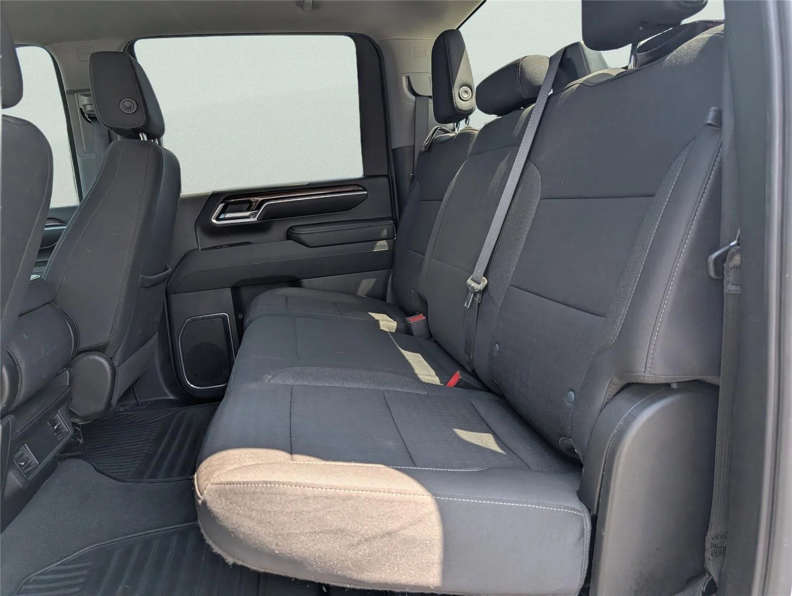 Used 2024 Summit White Chevrolet LT image 11