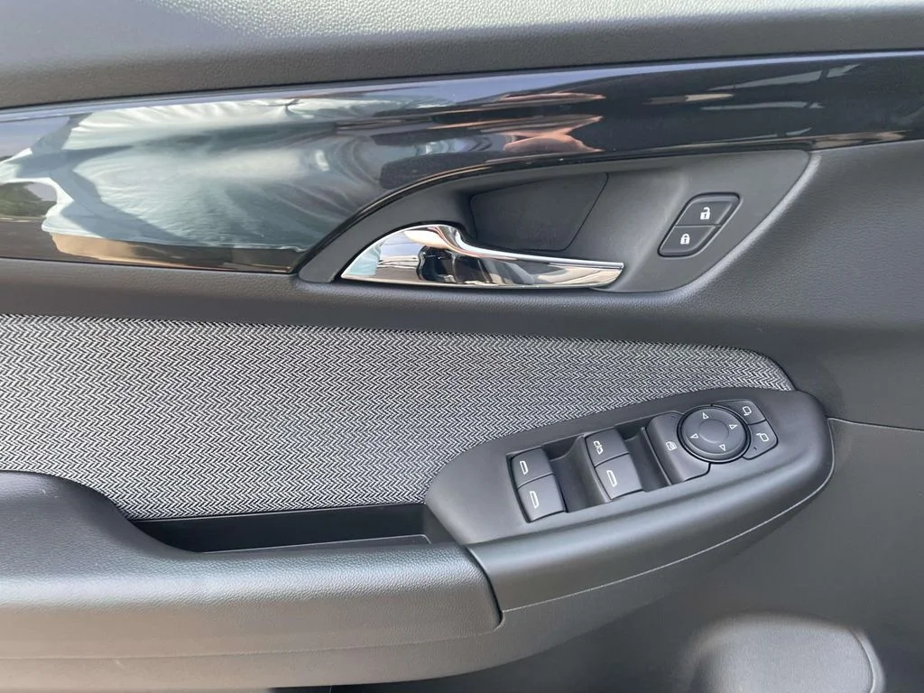 New 2026 Mosaic Black Metallic Chevrolet LT image 17