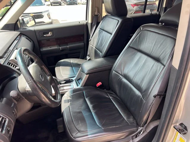 Used 2009 Silver Ford SEL image 9