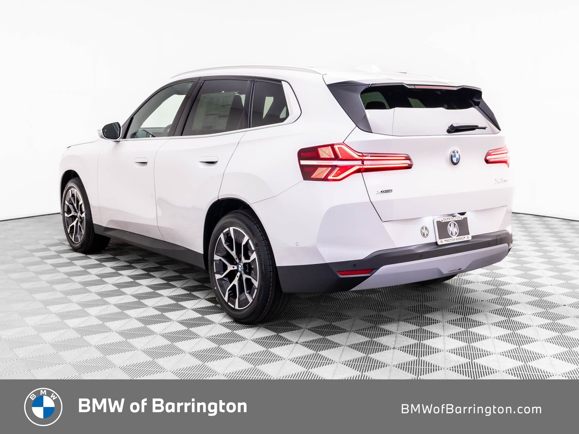 New 2026 Mineral White Metallic BMW 30 xDrive image 3