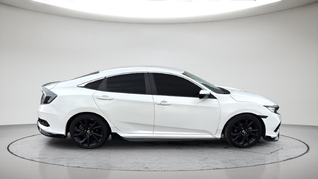Used 2021 White Honda Sport image 17