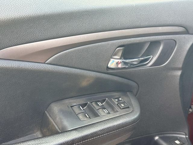 Used 2019  Honda Sport image 23