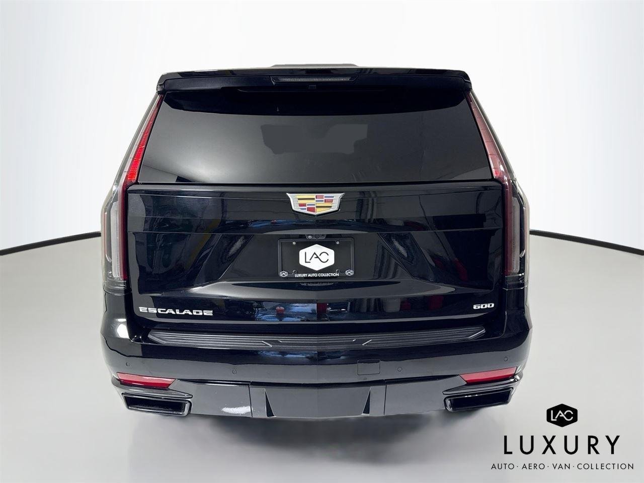 Used 2023 Black Raven Cadillac 4WD Premium Luxury | Super Cruise | Rear Seat Entertainment image 7